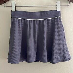 Athleta Gray Skirt with White Trim